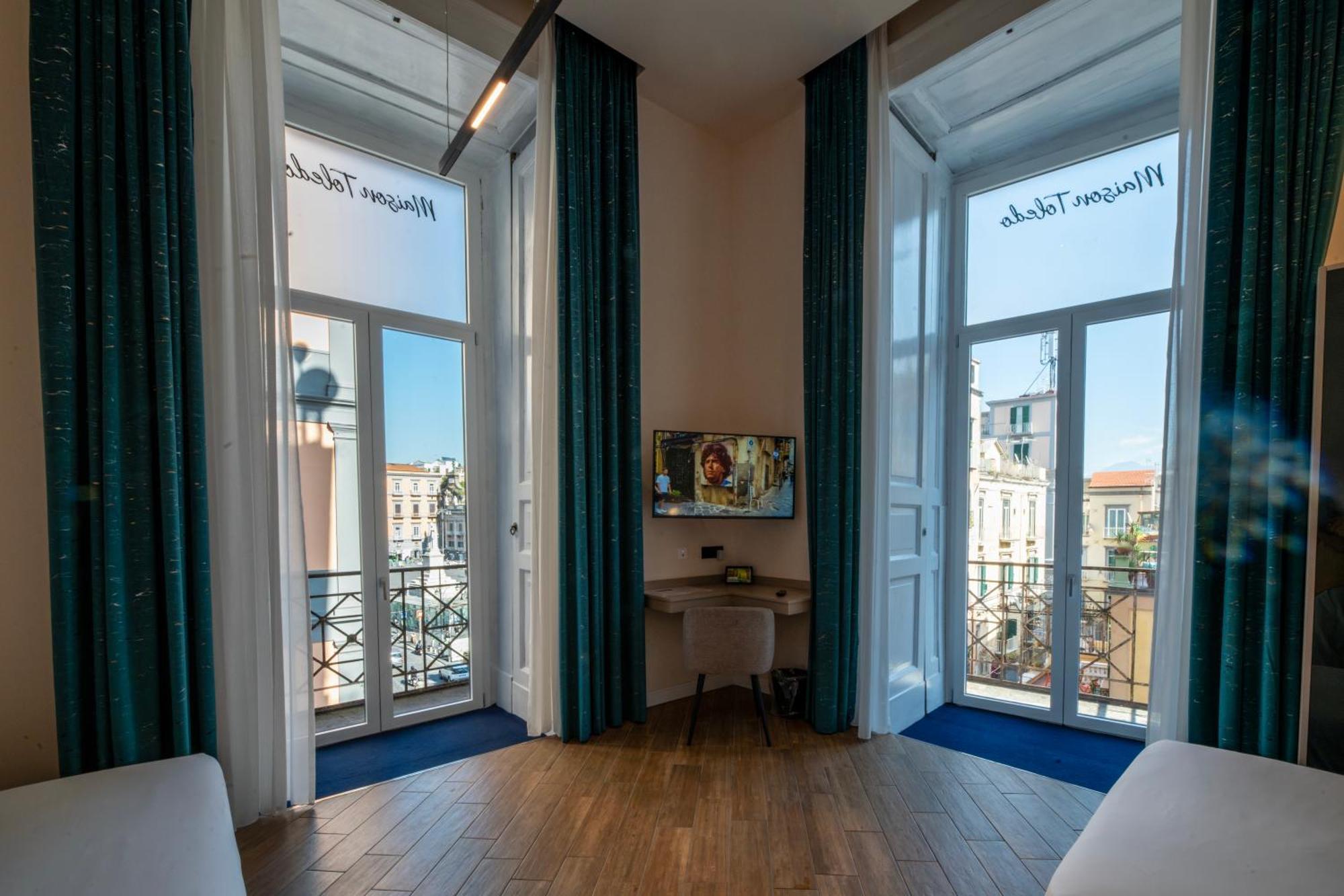 Maison Toledo Suites ナポリ エクステリア 写真